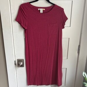 C&C California Women's Raspberry Short-Sleeve Pocket Tunic Dress